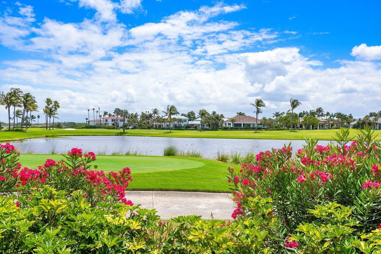 SAILFISH POINT - Residential