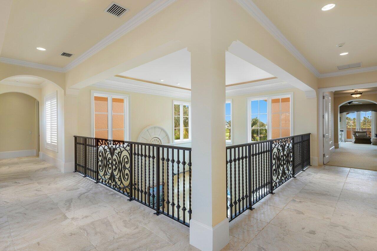 SAILFISH POINT - Residential