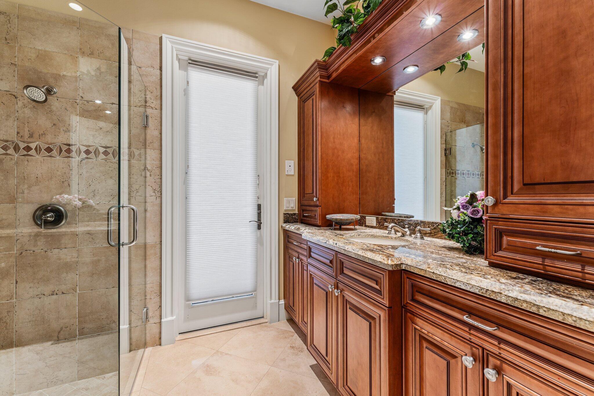 OLD PALM PL 4 - Residential