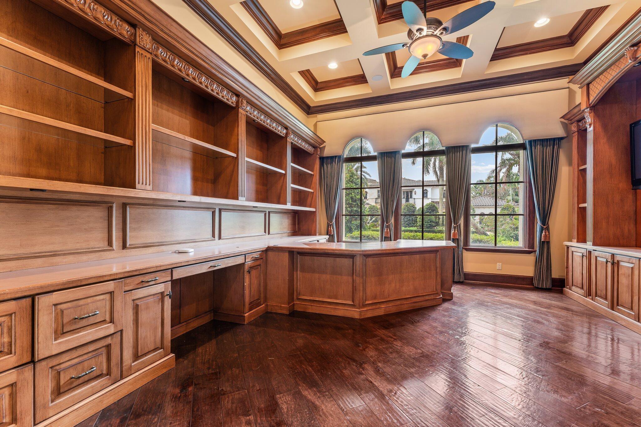 OLD PALM PL 4 - Residential