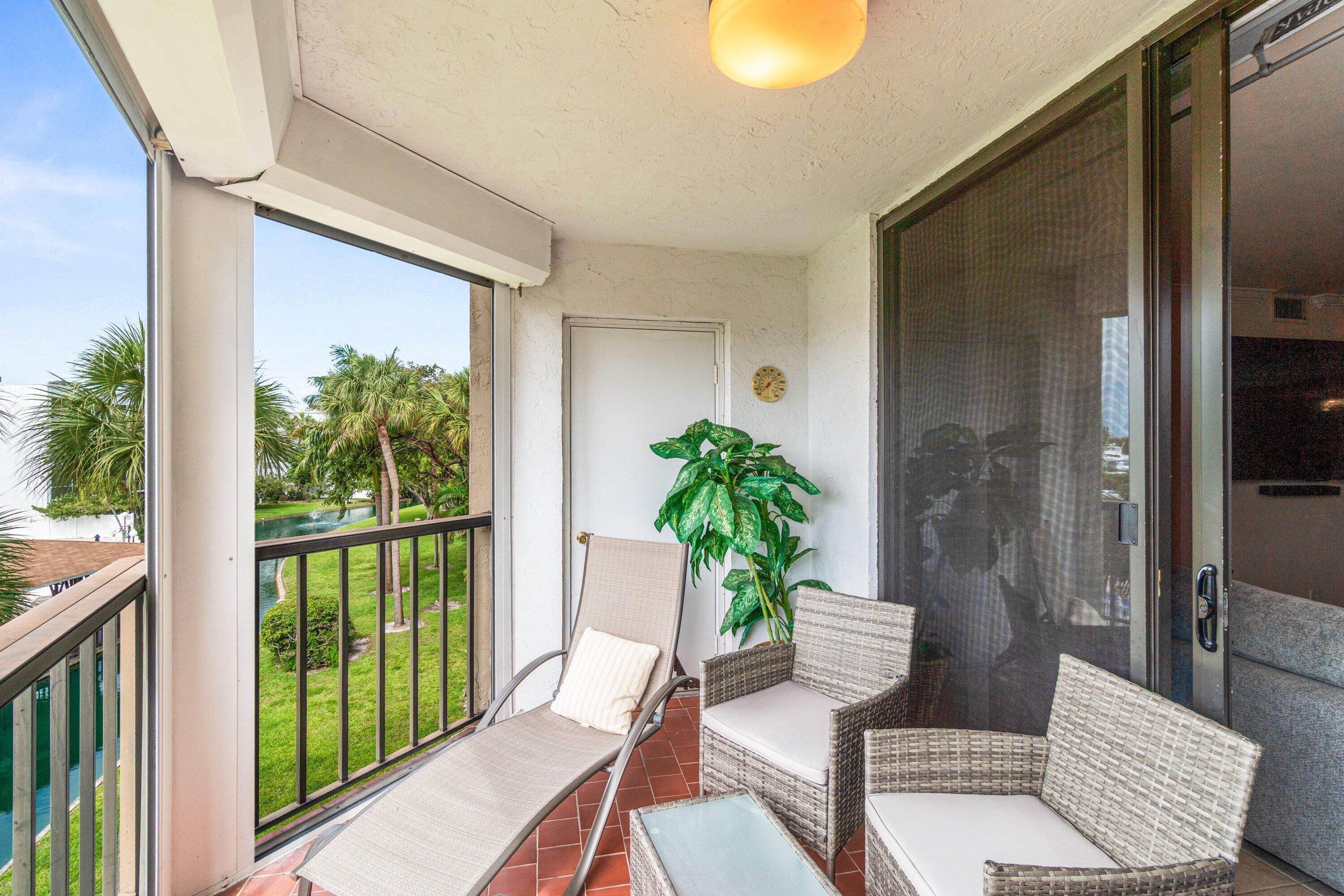 HIDDEN HARBOUR OF THE PALM BEACHES CONDO - Residential