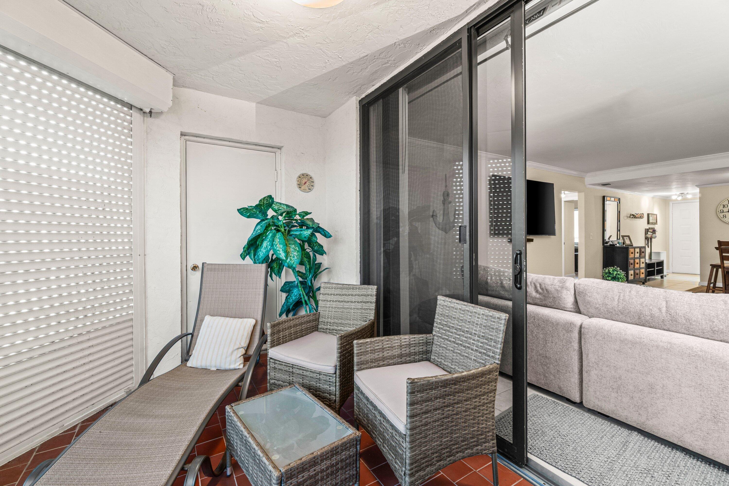 HIDDEN HARBOUR OF THE PALM BEACHES CONDO - Residential