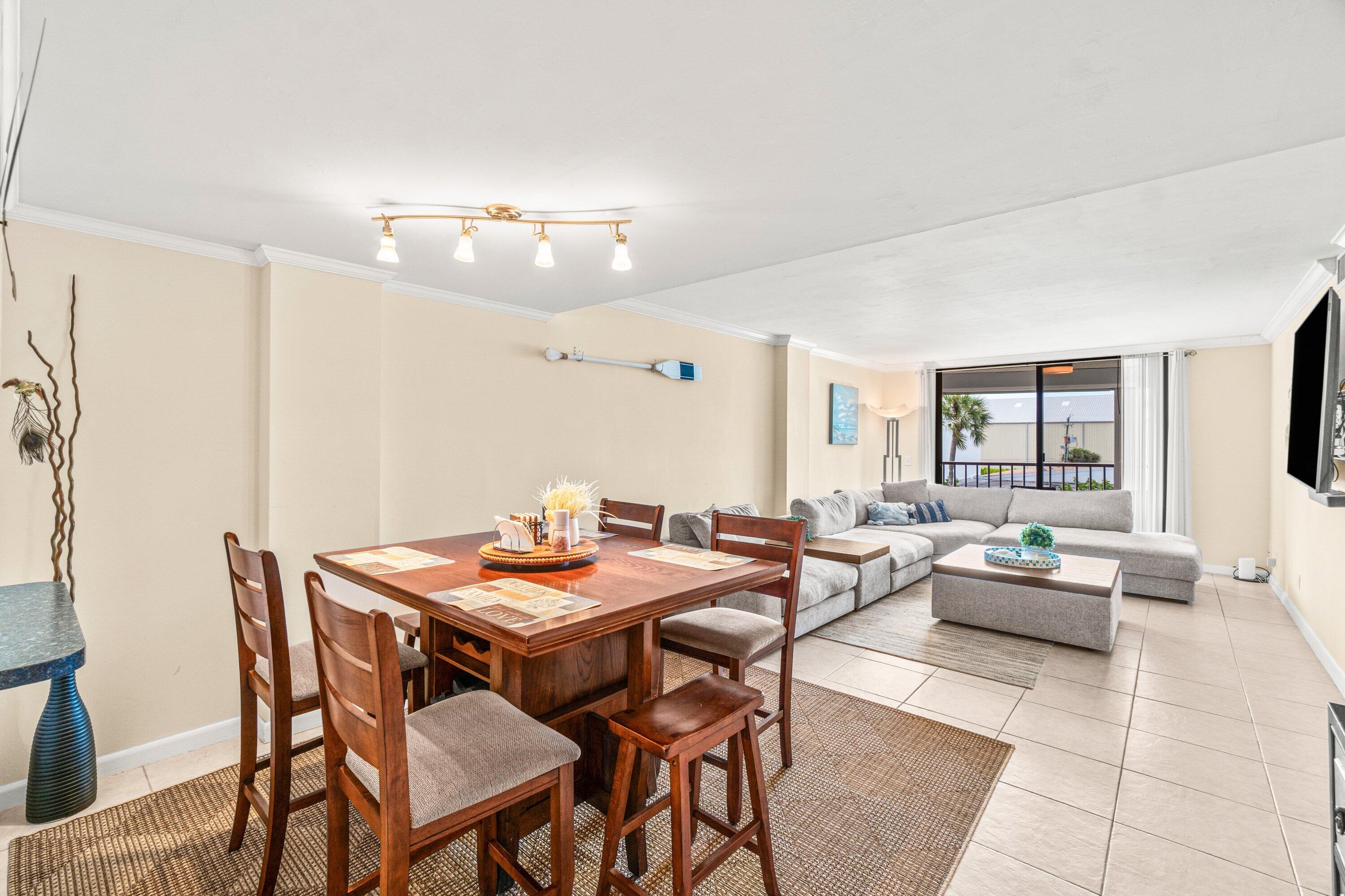 HIDDEN HARBOUR OF THE PALM BEACHES CONDO - Residential