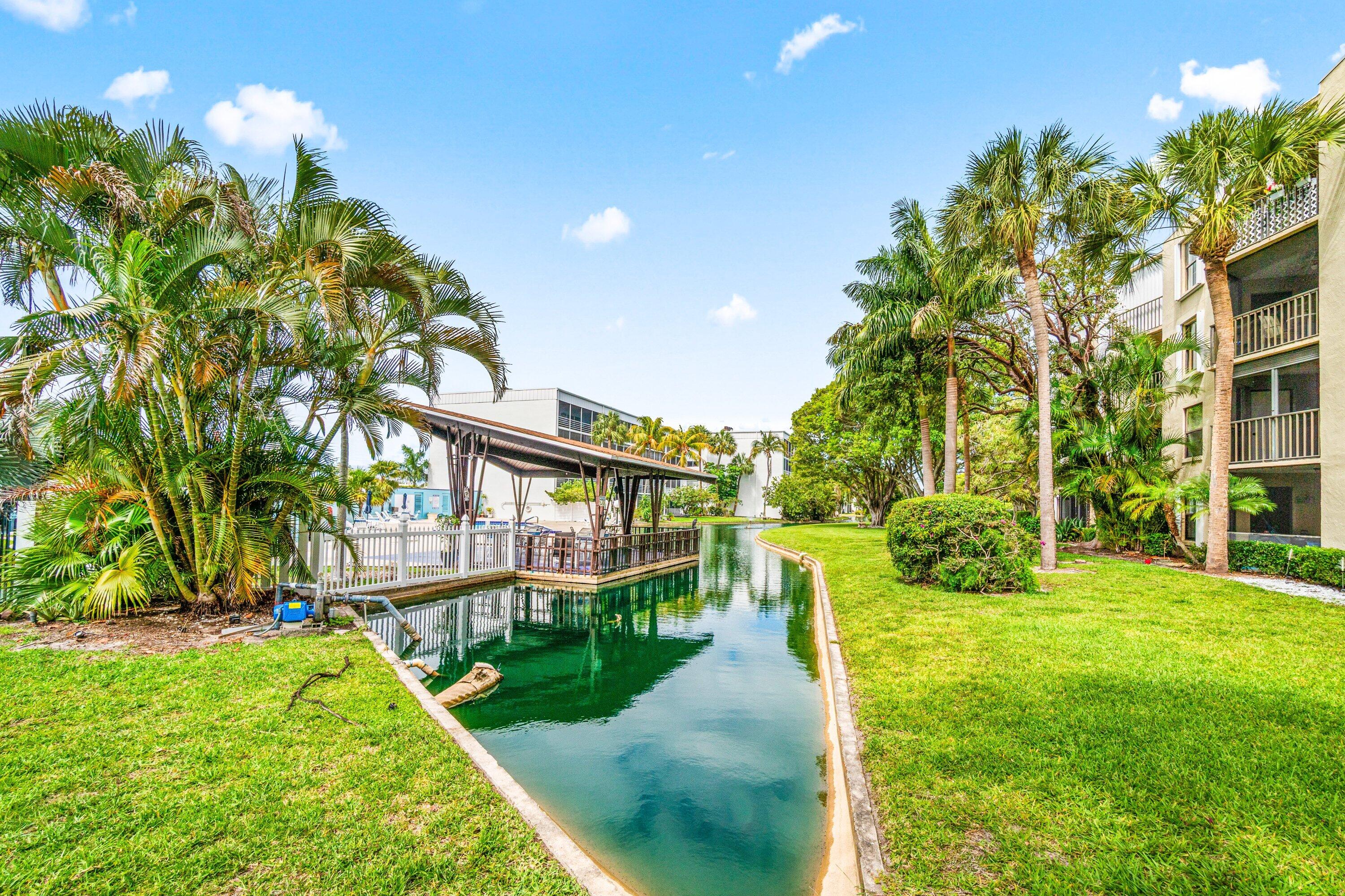 HIDDEN HARBOUR OF THE PALM BEACHES CONDO - Residential