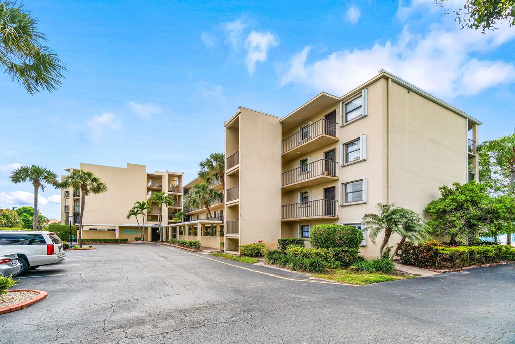 Photo of 890 N Federal Highway #311, Lake Worth Beach, FL 33460 (MLS # B26017332)