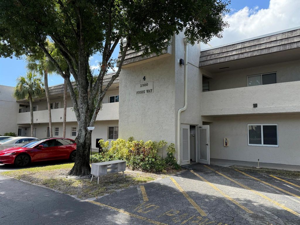 Photo of 2900 Fiore 103 Way #103, Delray Beach, FL 33445 (MLS # R11117210)