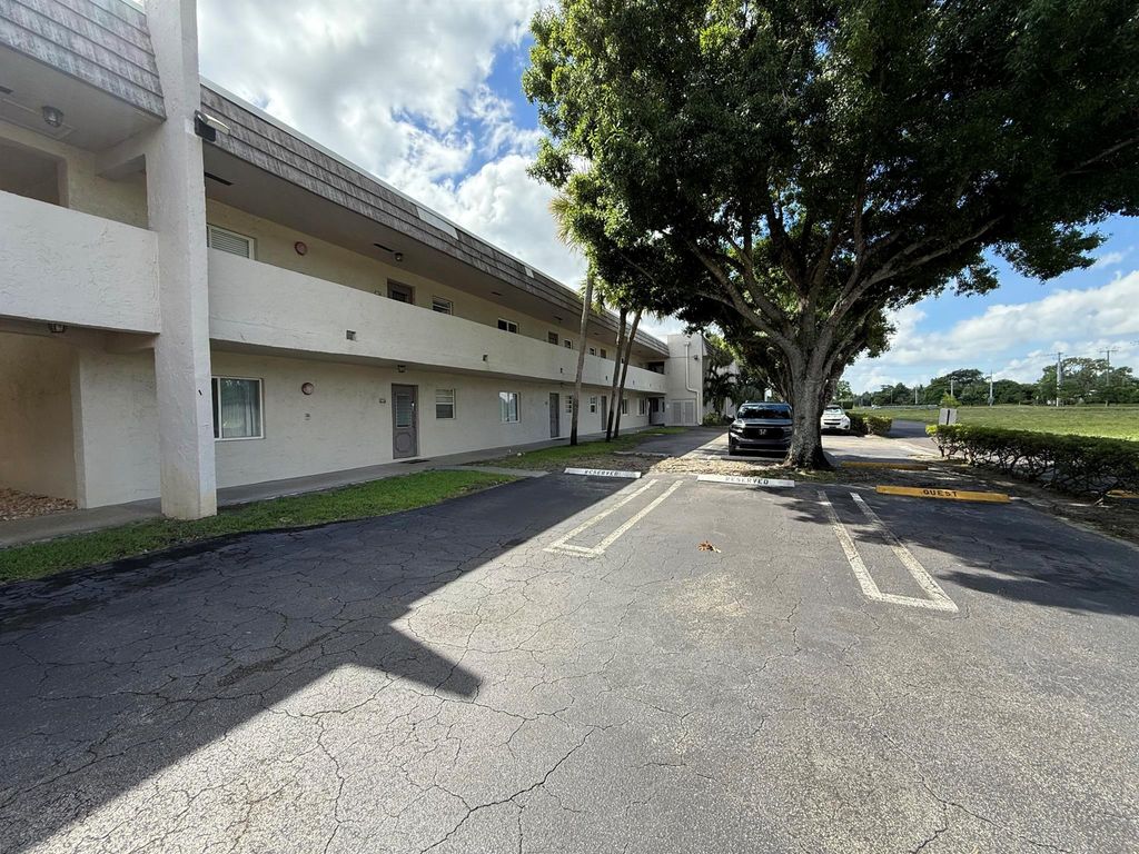 Photo of 2900 Fiore 103 Way #103, Delray Beach, FL 33445 (MLS # R11117210)