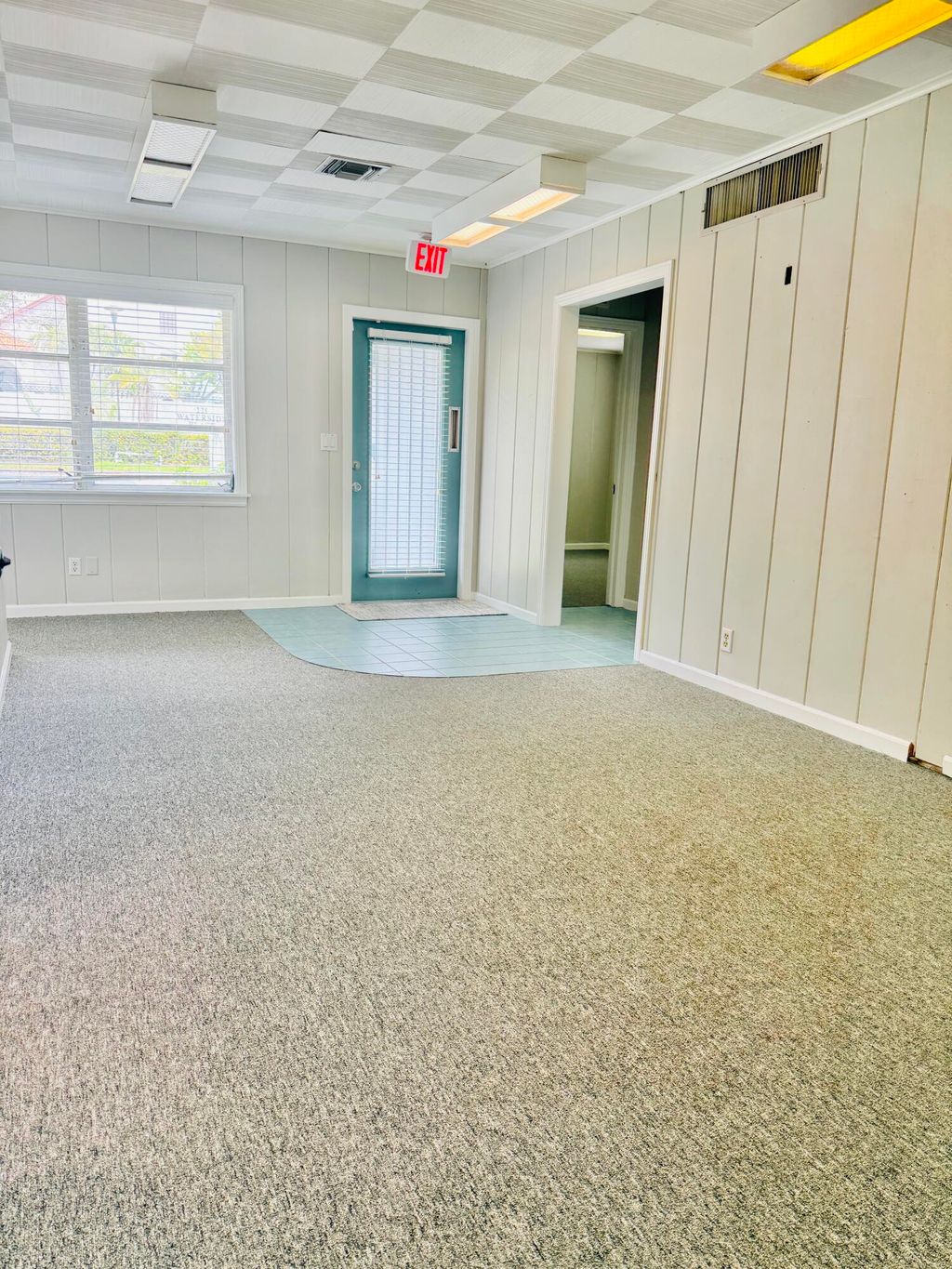 Photo of 218 SE Osceola Street, Stuart, FL 34994 (MLS # B26013832)