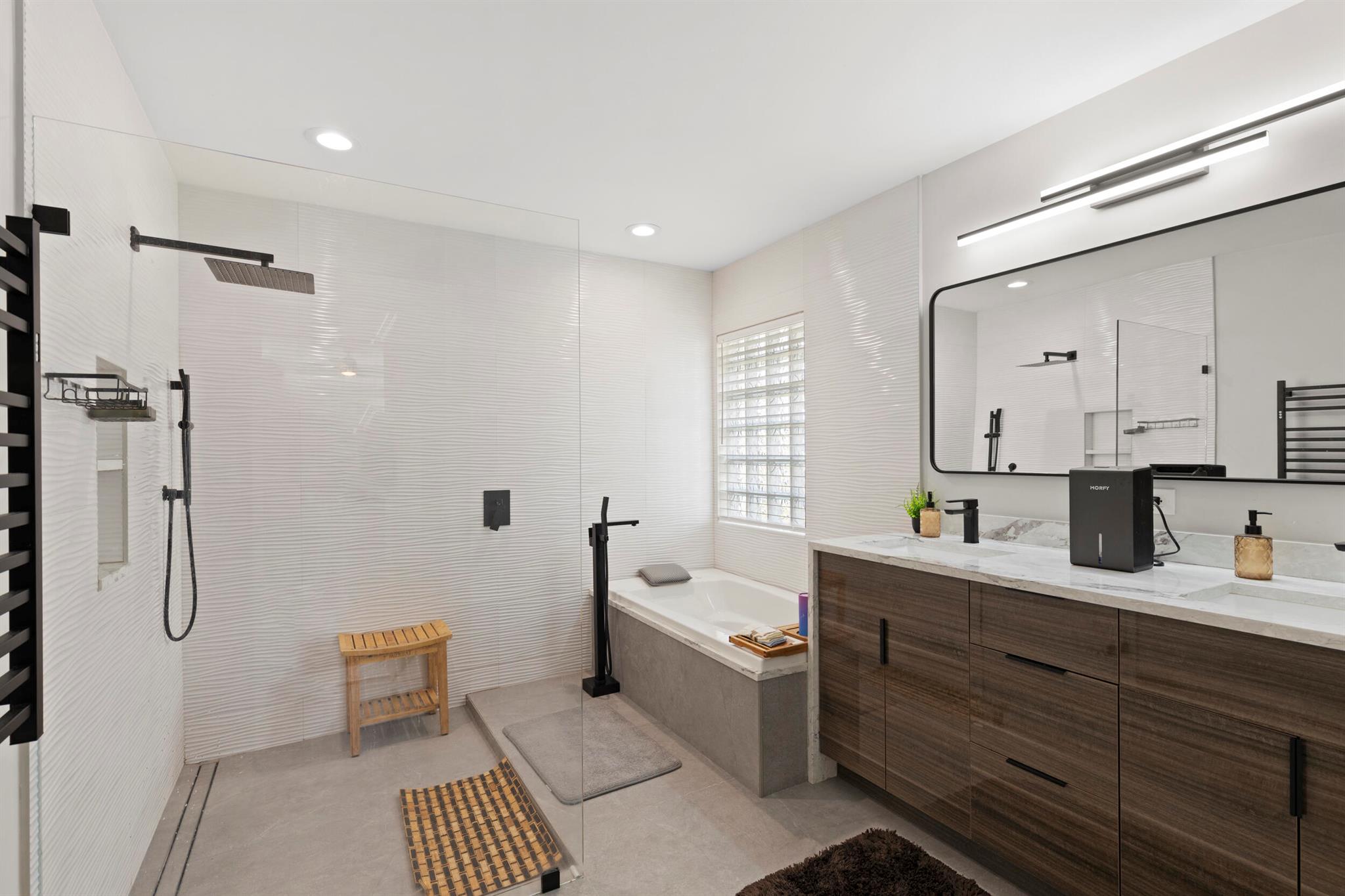 LANTERN KEY - Residential