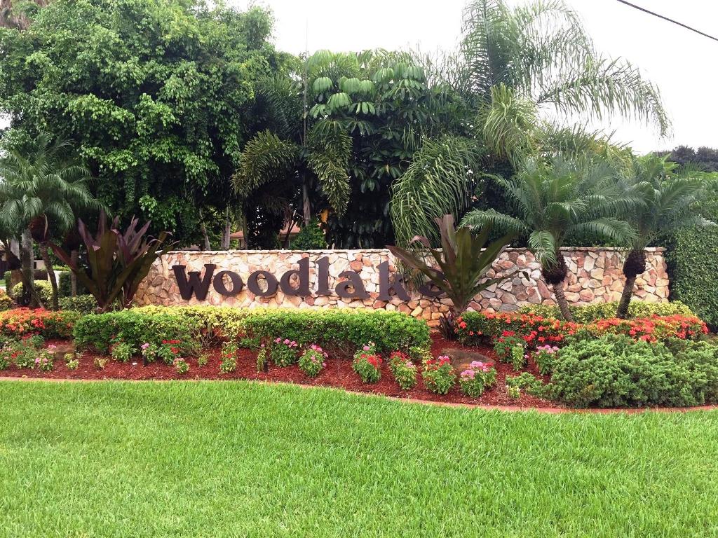 WOODLAKE, HOMEWOOD LAKES SEC C - Residential