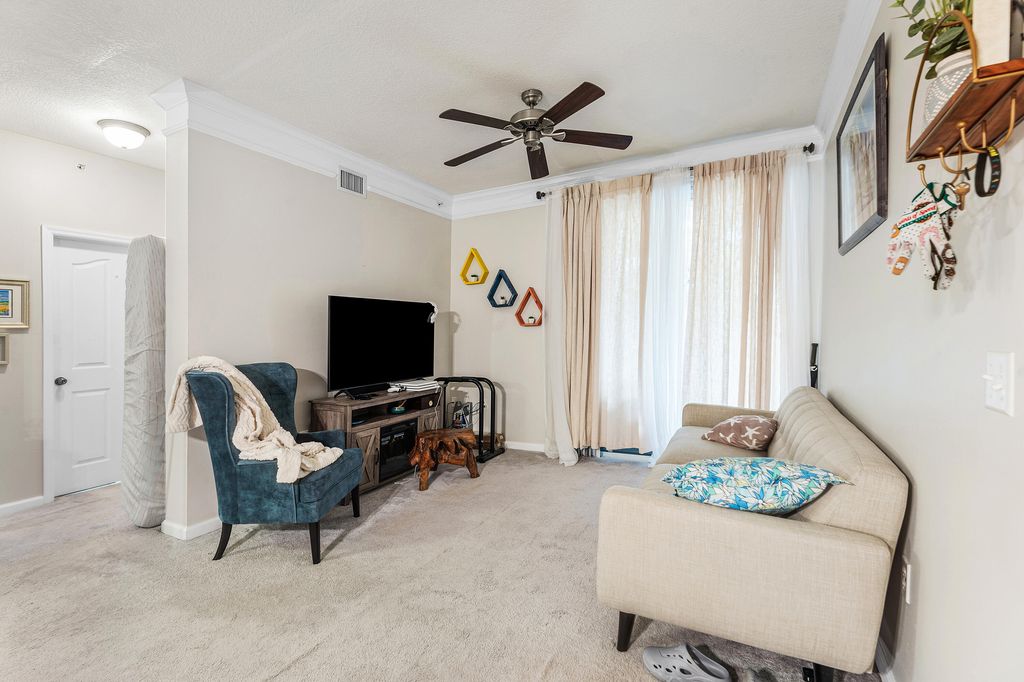 Photo of 1208 E Myrtlewood Cir Circle E, Palm Beach Gardens, FL 33418 (MLS # B26033912)