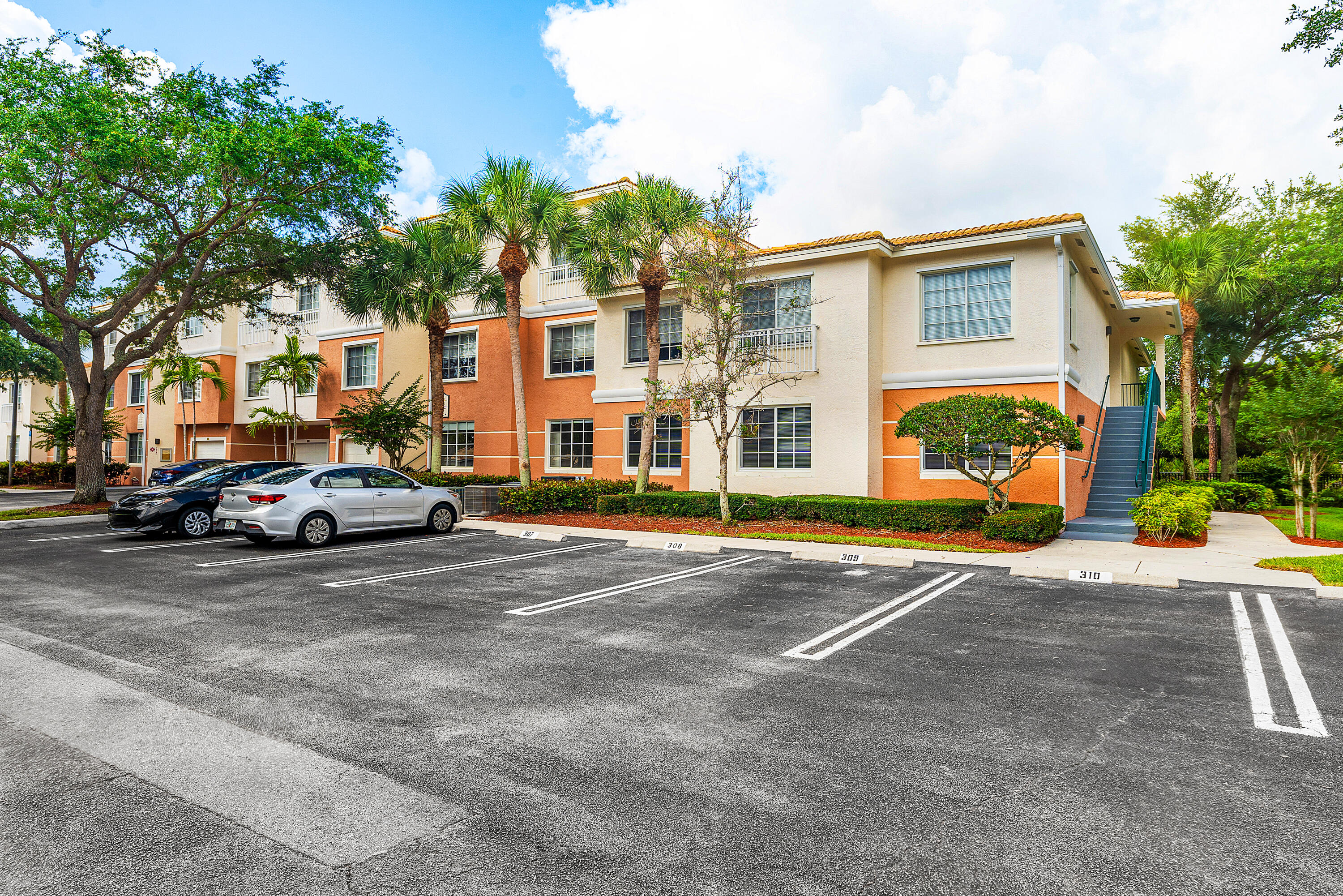 FIORE AT THE GARDENS CONDO - Residential