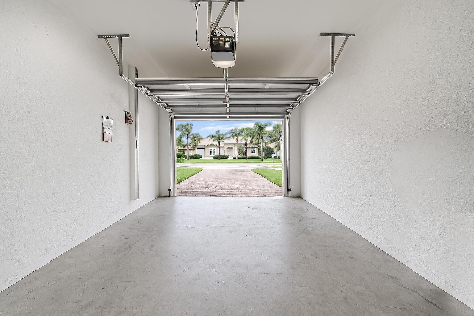 RIVER MARINA - Residential