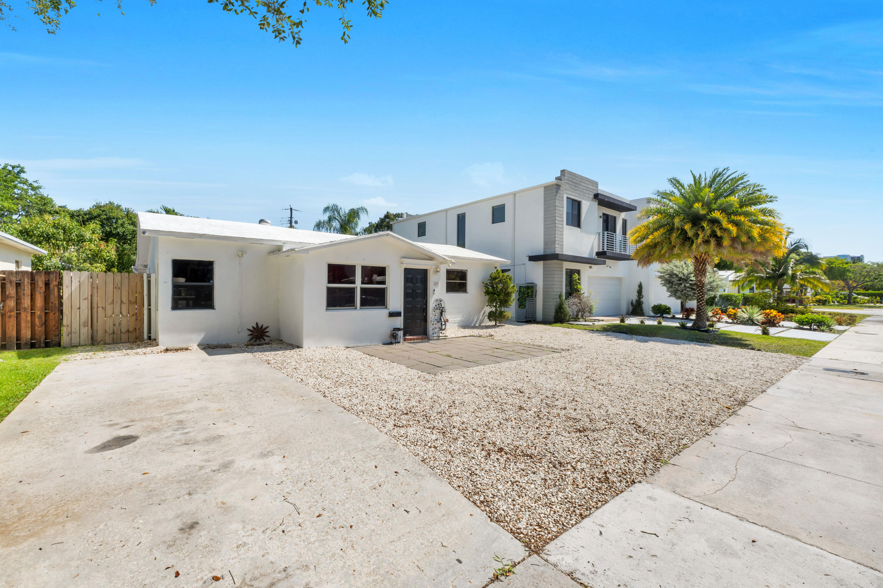 LAUDERDALE - Residential