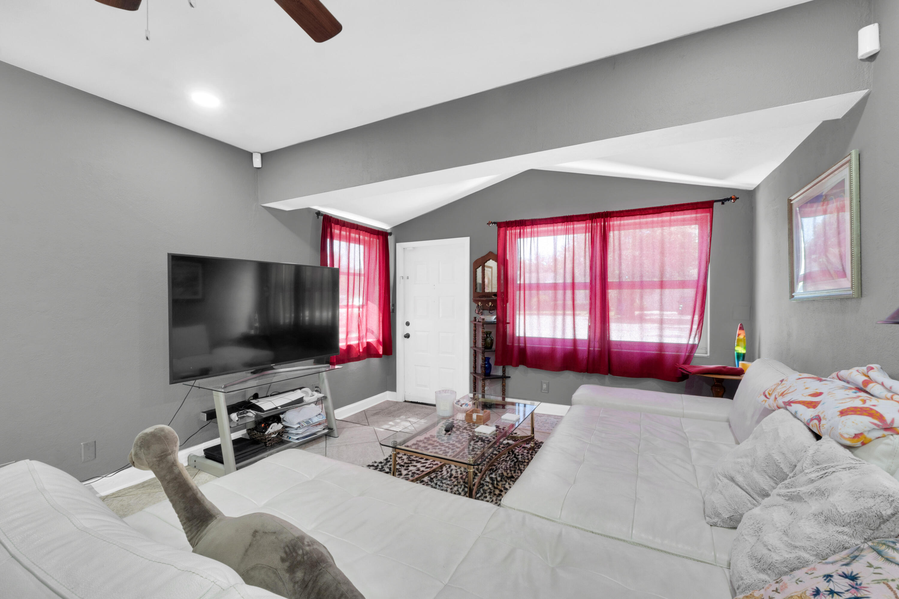 LAUDERDALE - Residential