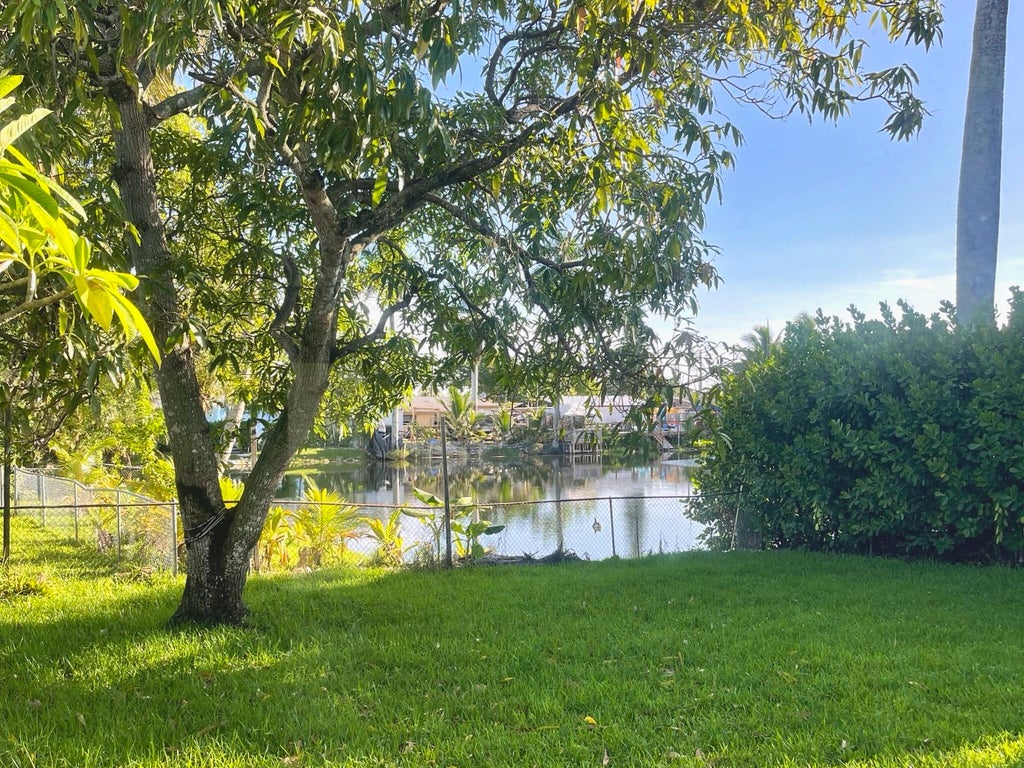 Photo of 4329 SW 49TH Court, Dania Beach, FL 33314 (MLS # B26067003)