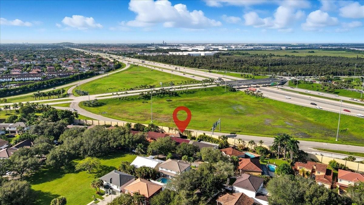 LAKES ON THE GREEN GLYNN - Residential