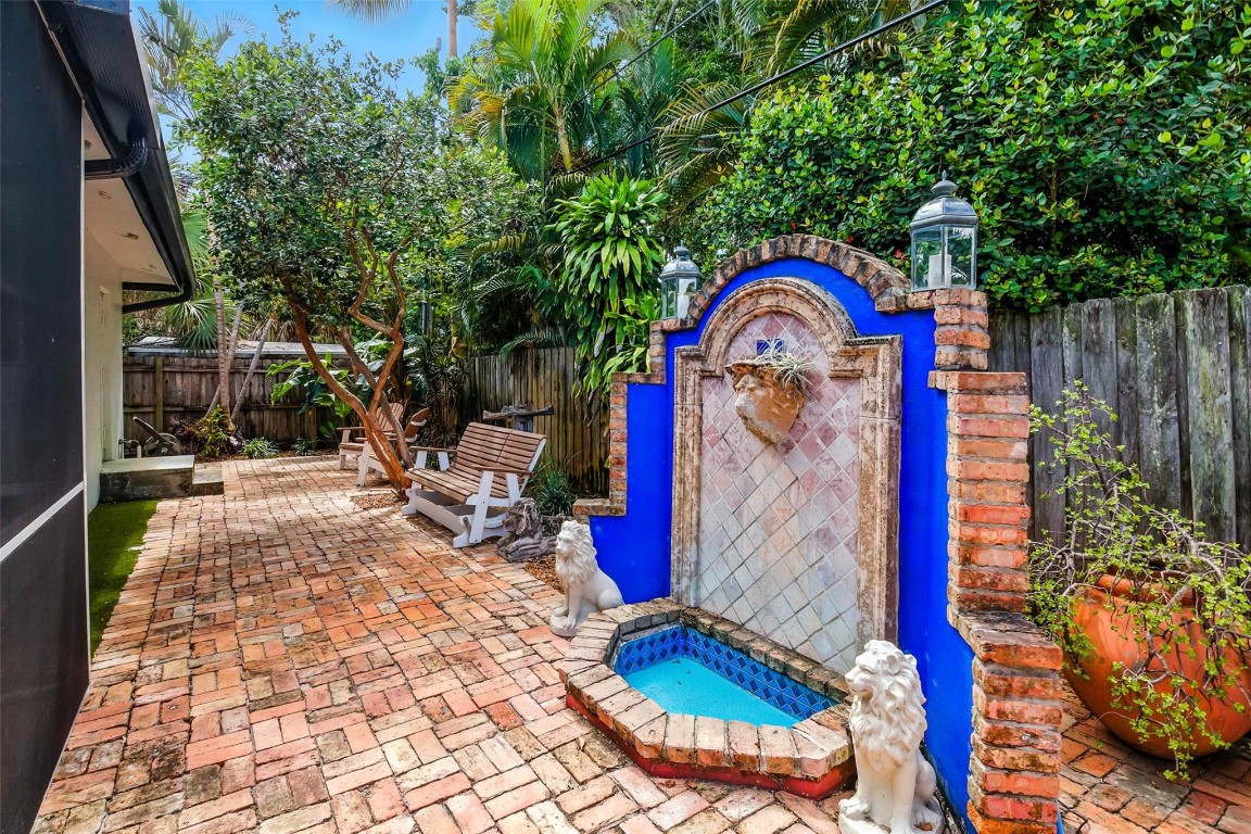 FLORANADA RIDGE SEC - Residential