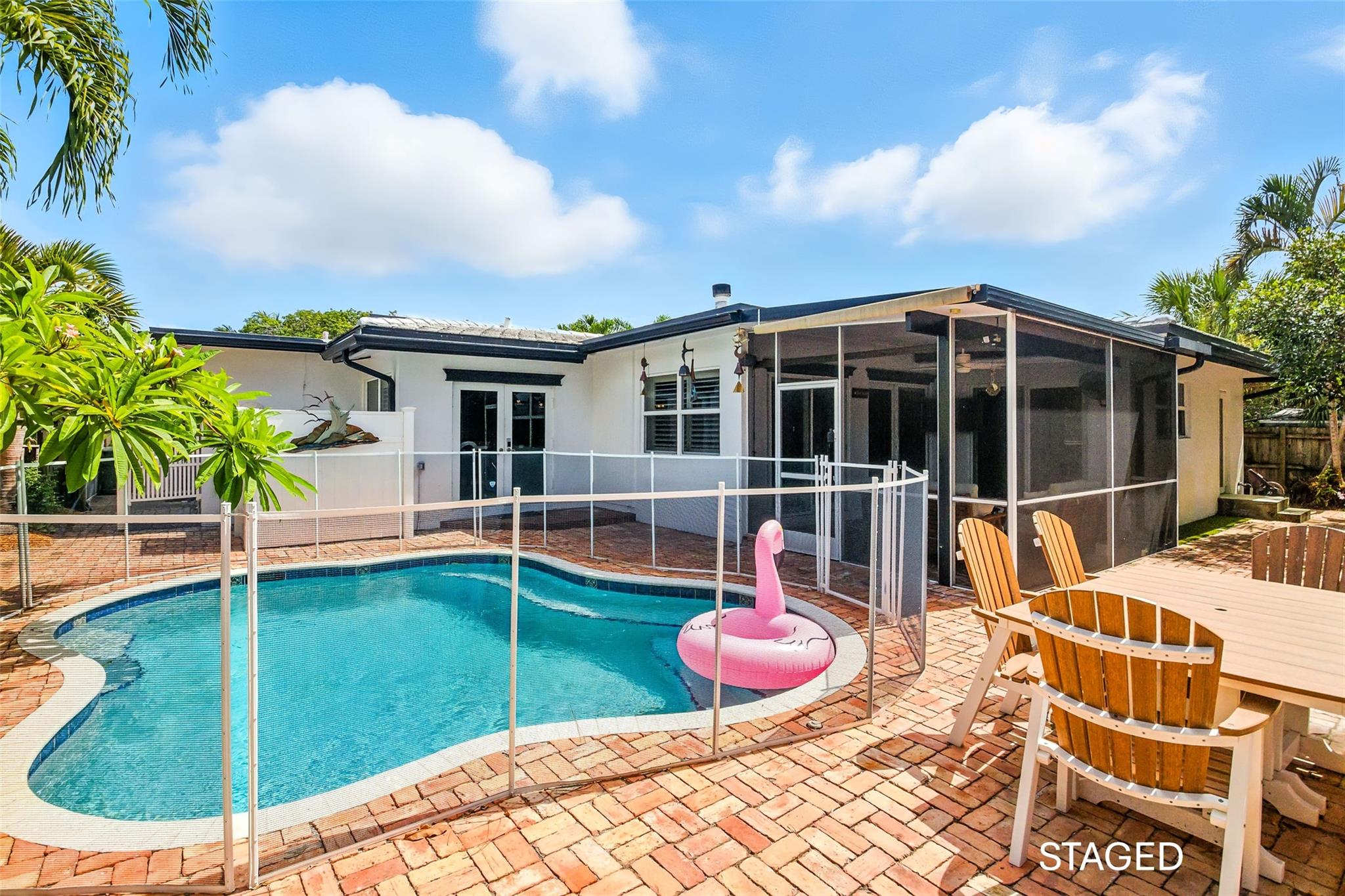 FLORANADA RIDGE SEC - Residential