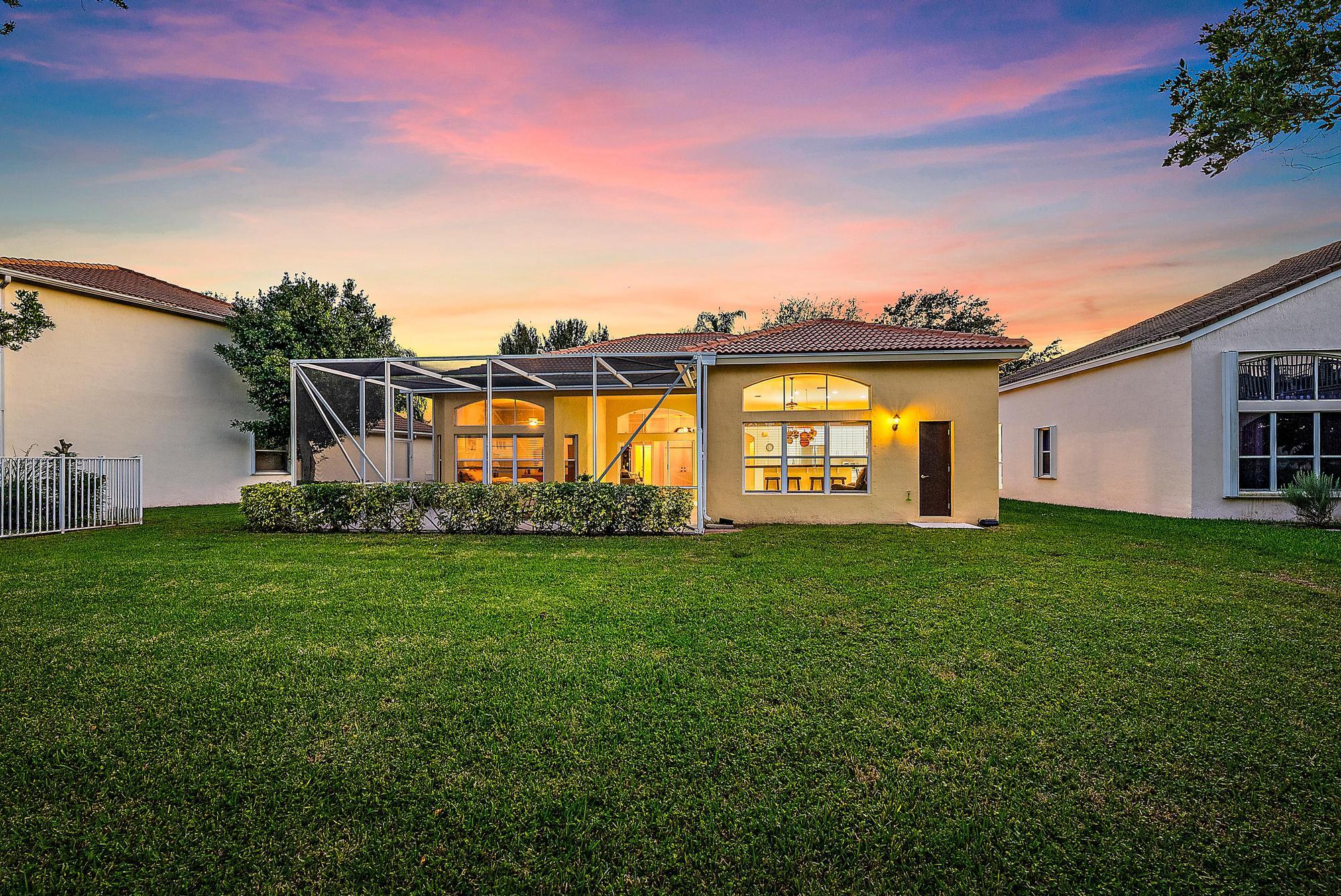 WINSTON TRAILS - Residential