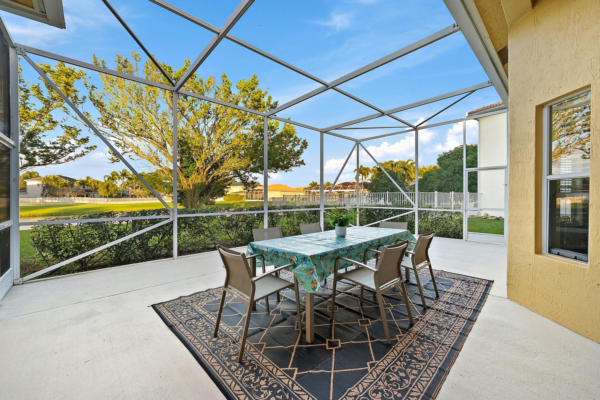 WINSTON TRAILS - Residential