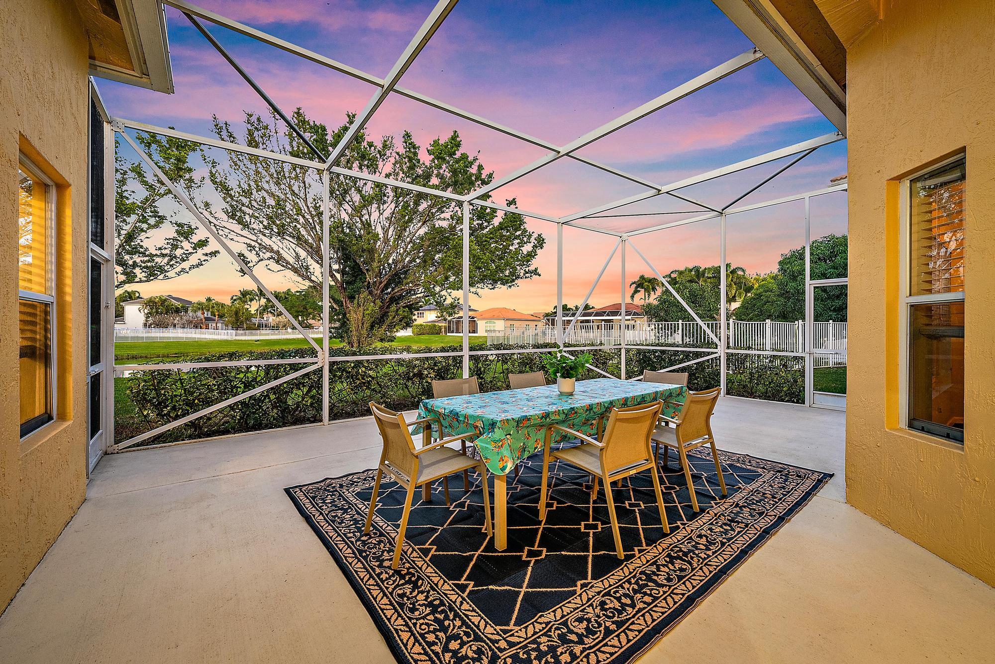 WINSTON TRAILS - Residential