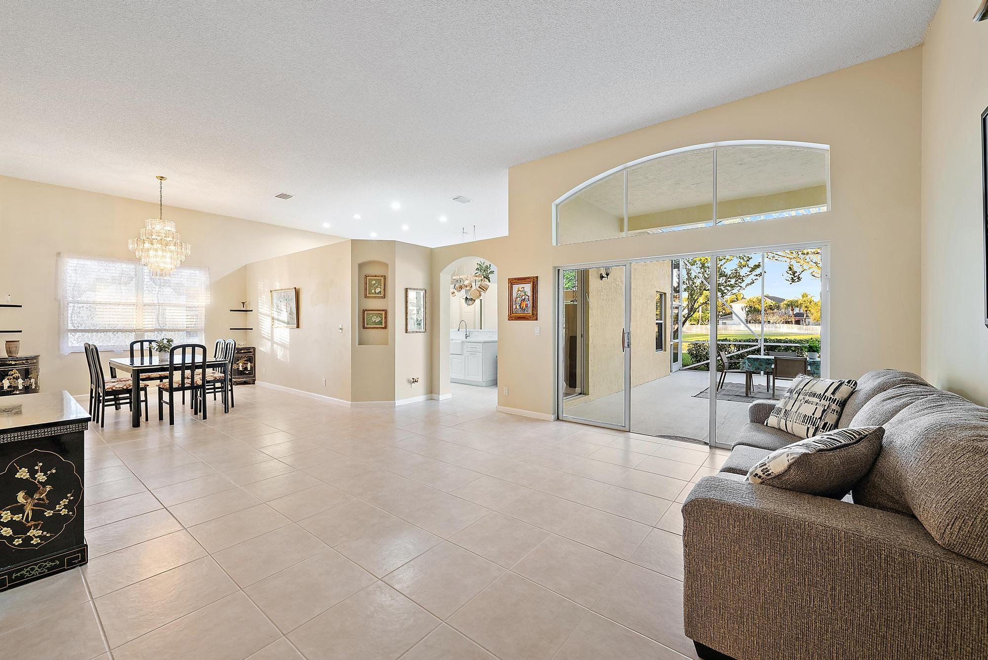 WINSTON TRAILS - Residential