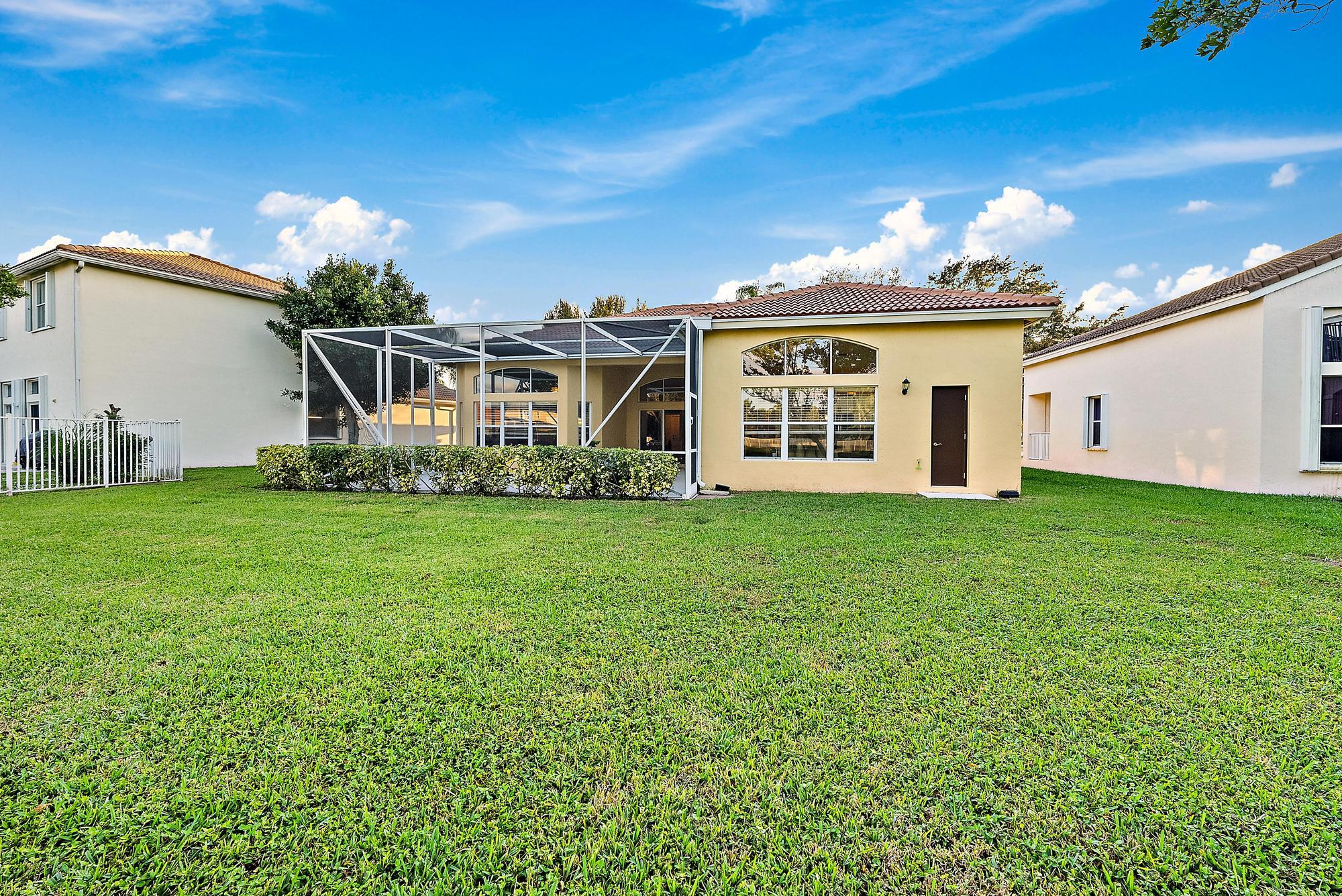 WINSTON TRAILS - Residential