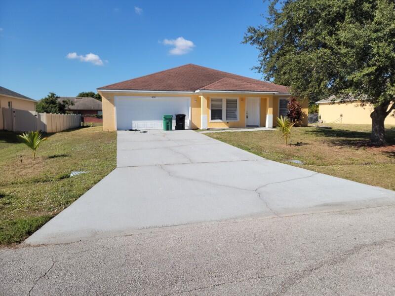 PORT ST LUCIE SECTION 33 - Residential Lease