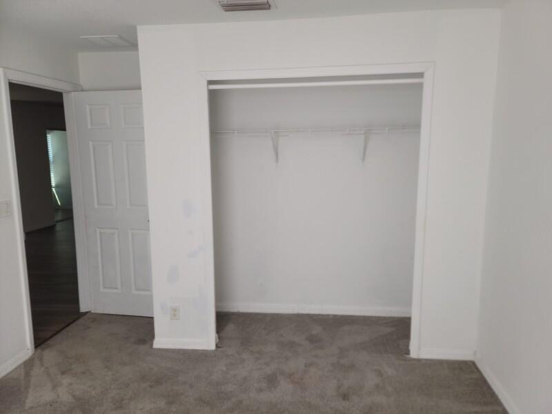 PORT ST LUCIE SECTION 33 - Residential Lease