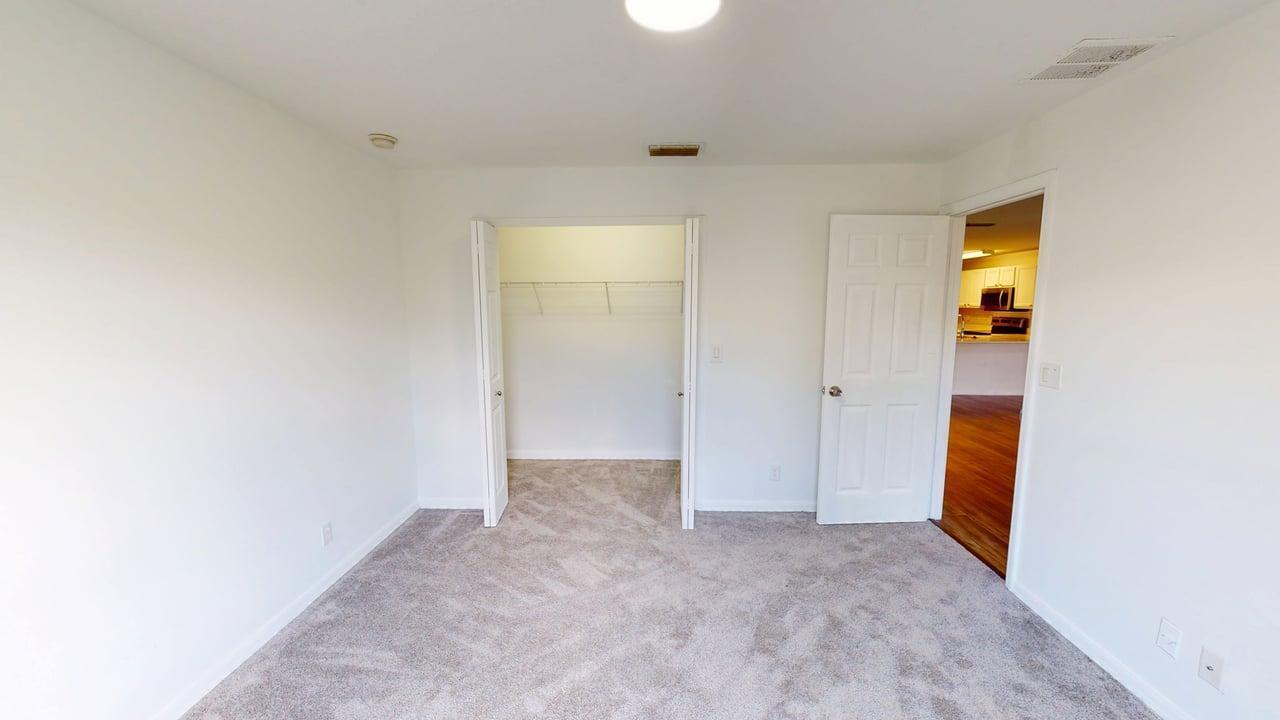 PORT ST LUCIE SECTION 33 - Residential Lease