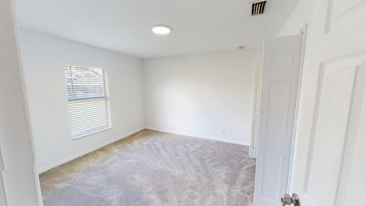 PORT ST LUCIE SECTION 33 - Residential Lease