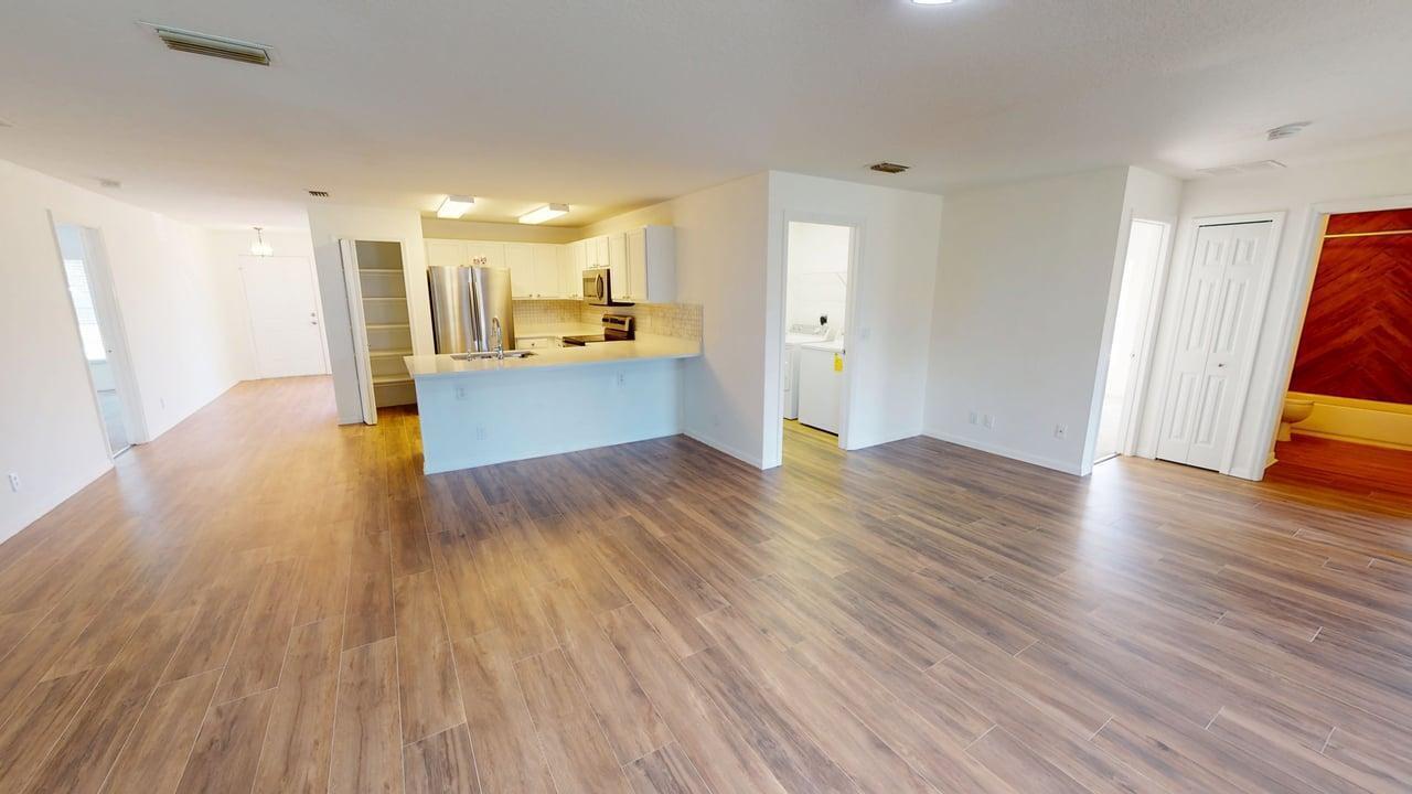 PORT ST LUCIE SECTION 33 - Residential Lease