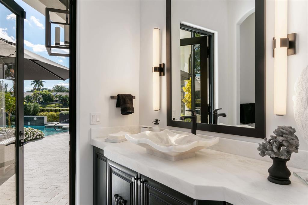 KENSINGTON - Residential