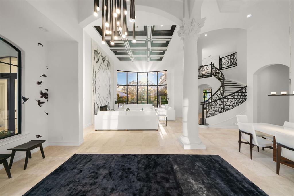 KENSINGTON - Residential