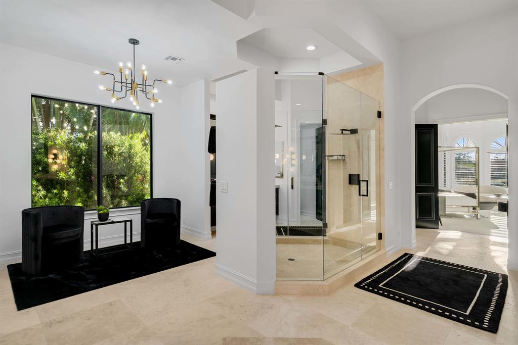 KENSINGTON - Residential