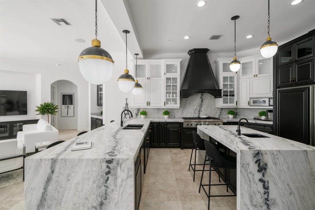 KENSINGTON - Residential