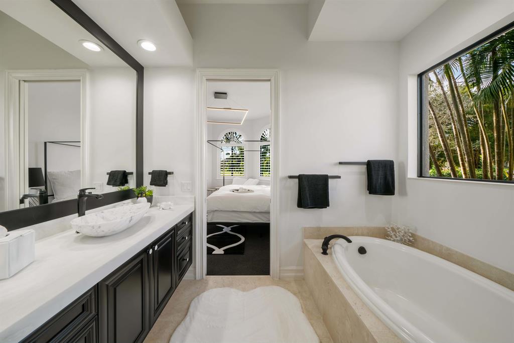 KENSINGTON - Residential