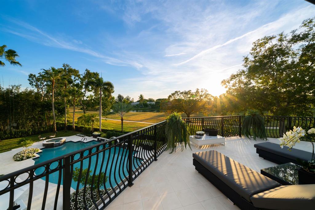 KENSINGTON - Residential