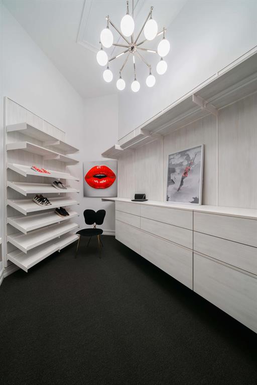 KENSINGTON - Residential