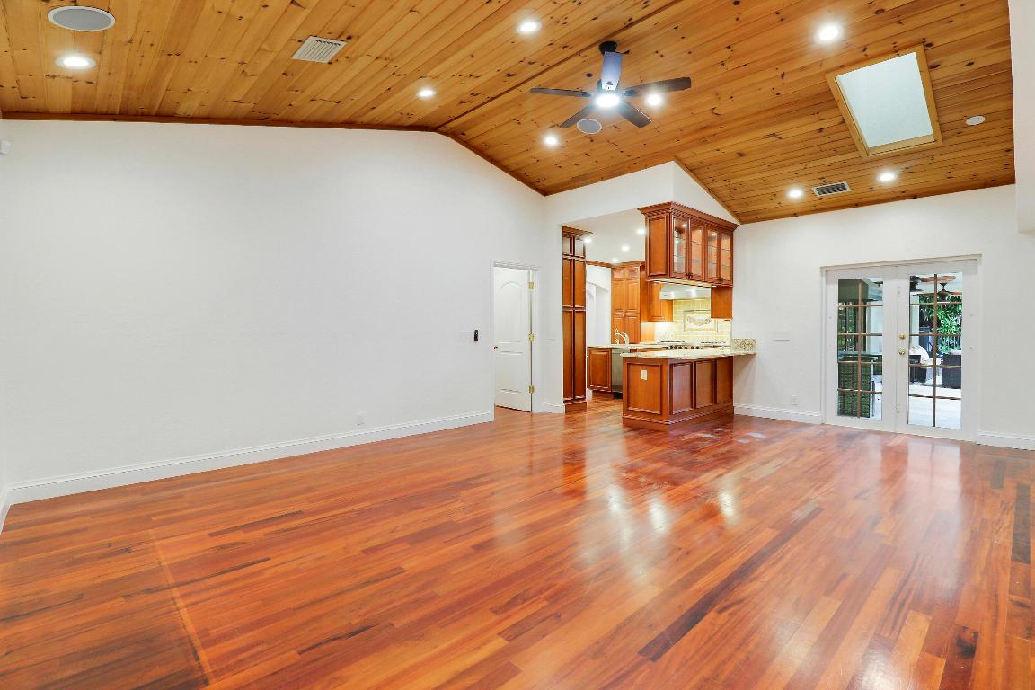 PADDOCK PARK 1 OF WELLINGTON - Residential Lease