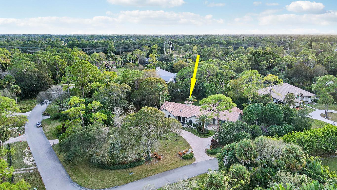 PADDOCK PARK 1 OF WELLINGTON - Residential Lease