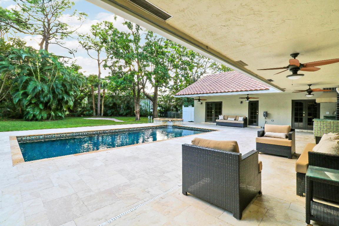 PADDOCK PARK 1 OF WELLINGTON - Residential Lease