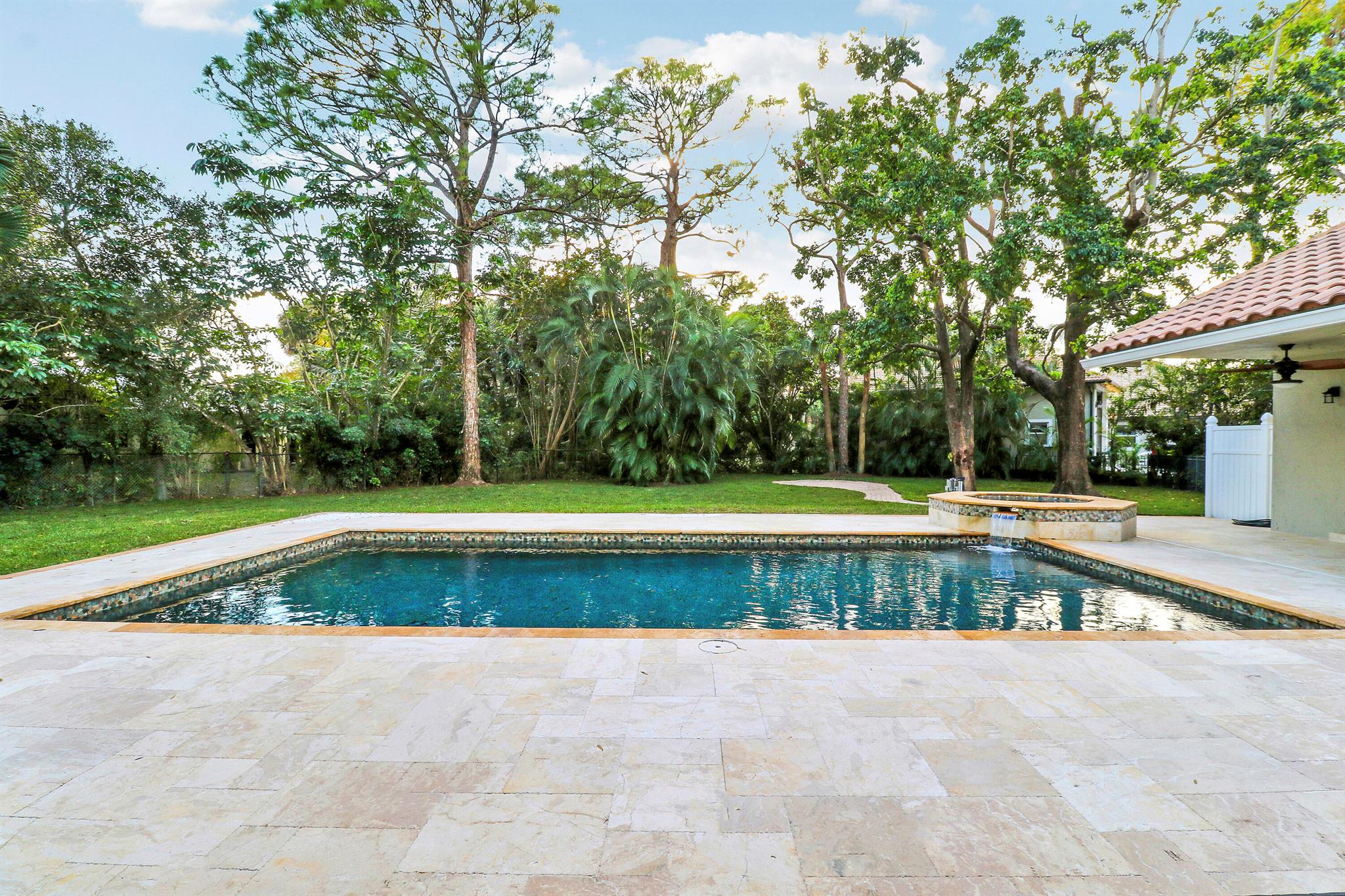 PADDOCK PARK 1 OF WELLING - Residential Lease