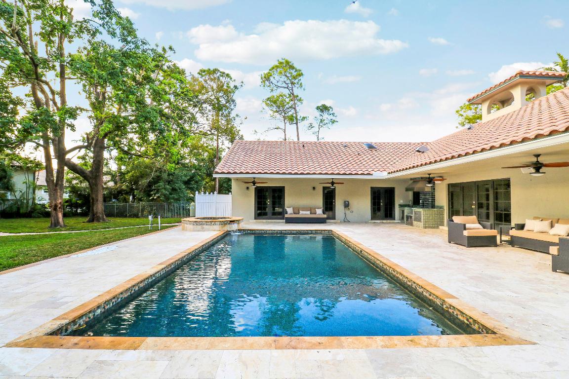 PADDOCK PARK 1 OF WELLINGTON - Residential Lease