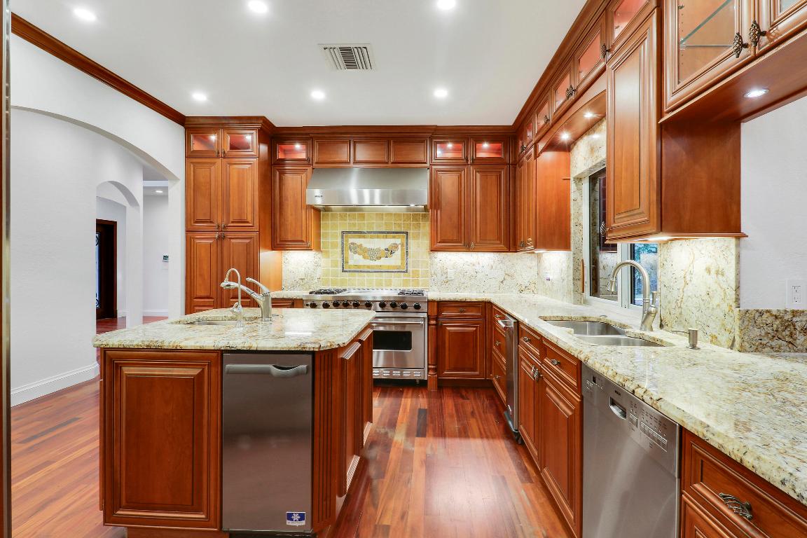 PADDOCK PARK 1 OF WELLINGTON - Residential Lease