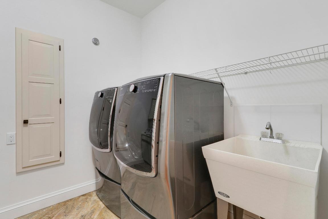 PADDOCK PARK 1 OF WELLINGTON - Residential Lease