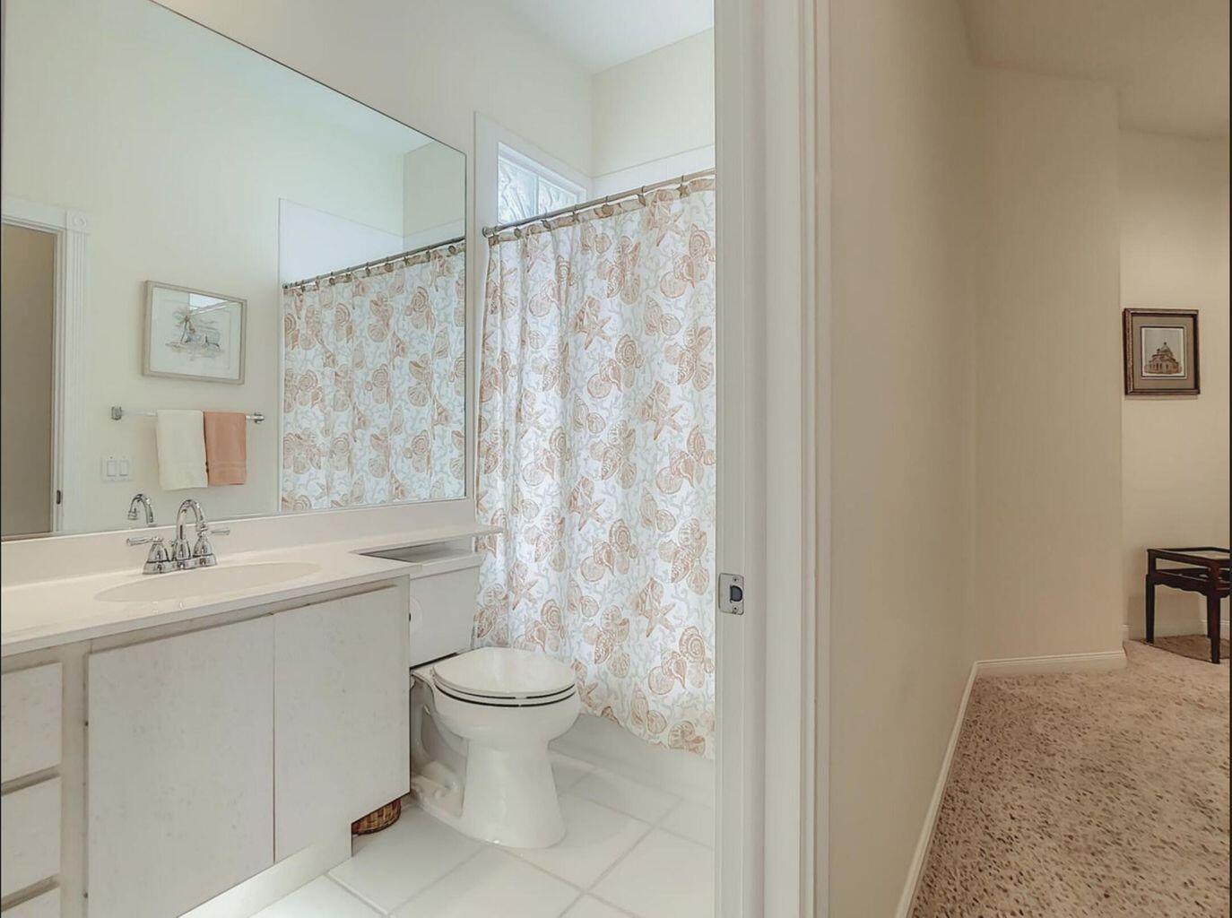 DOUBLE TREE - Residential Lease