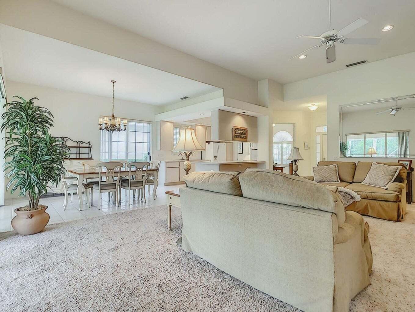 DOUBLE TREE - Residential Lease