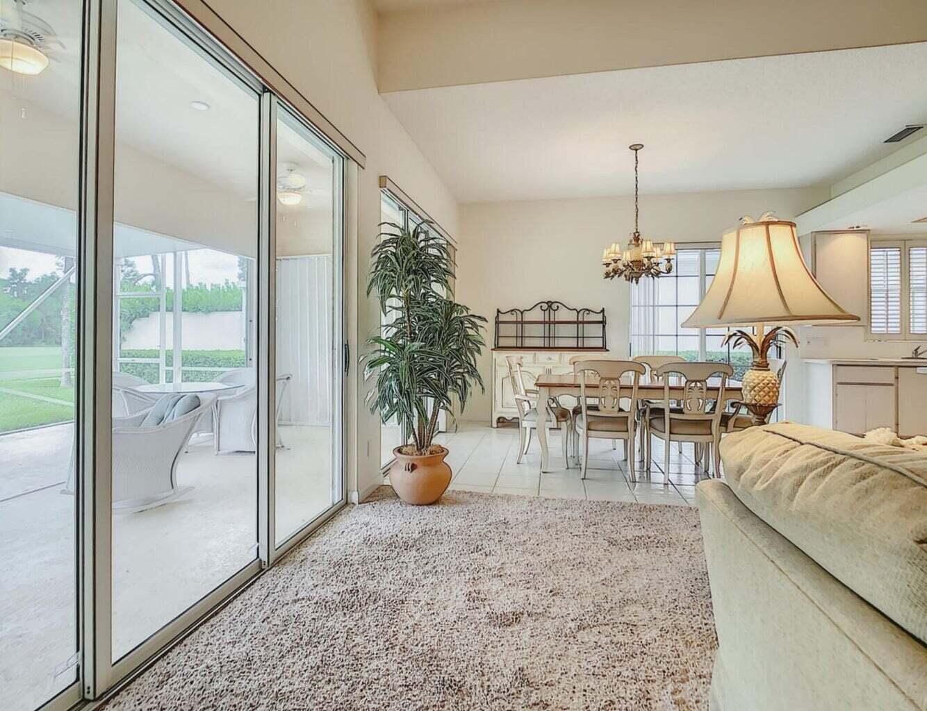 DOUBLE TREE - Residential Lease